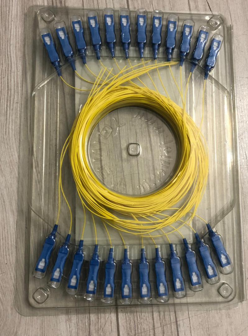 پیگتیل فیبرنوری تک رنگ SC/UPC SM 12 CORE کد G652 