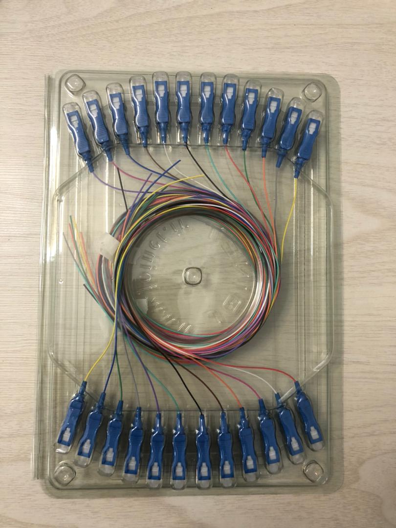 پیگتیل فیبر نوری SC-UPC SM 1.5m-12 Cores کد G652